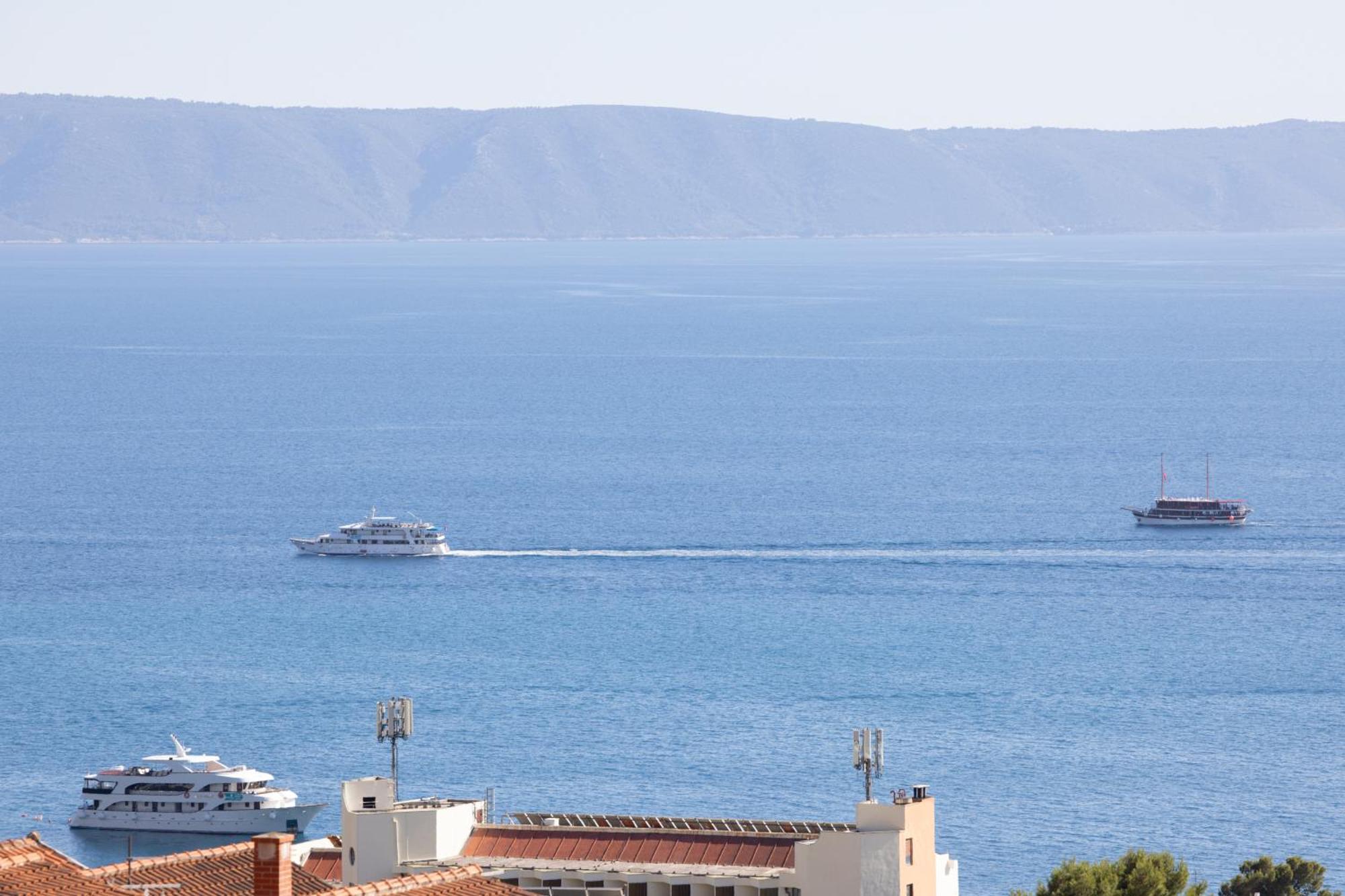 Livira * Makarska
