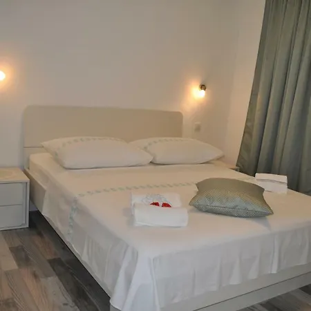 Apartments Livira Makarska Exterior photo