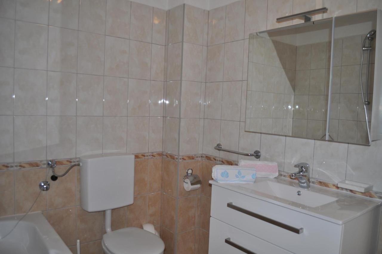 Livira Apartment