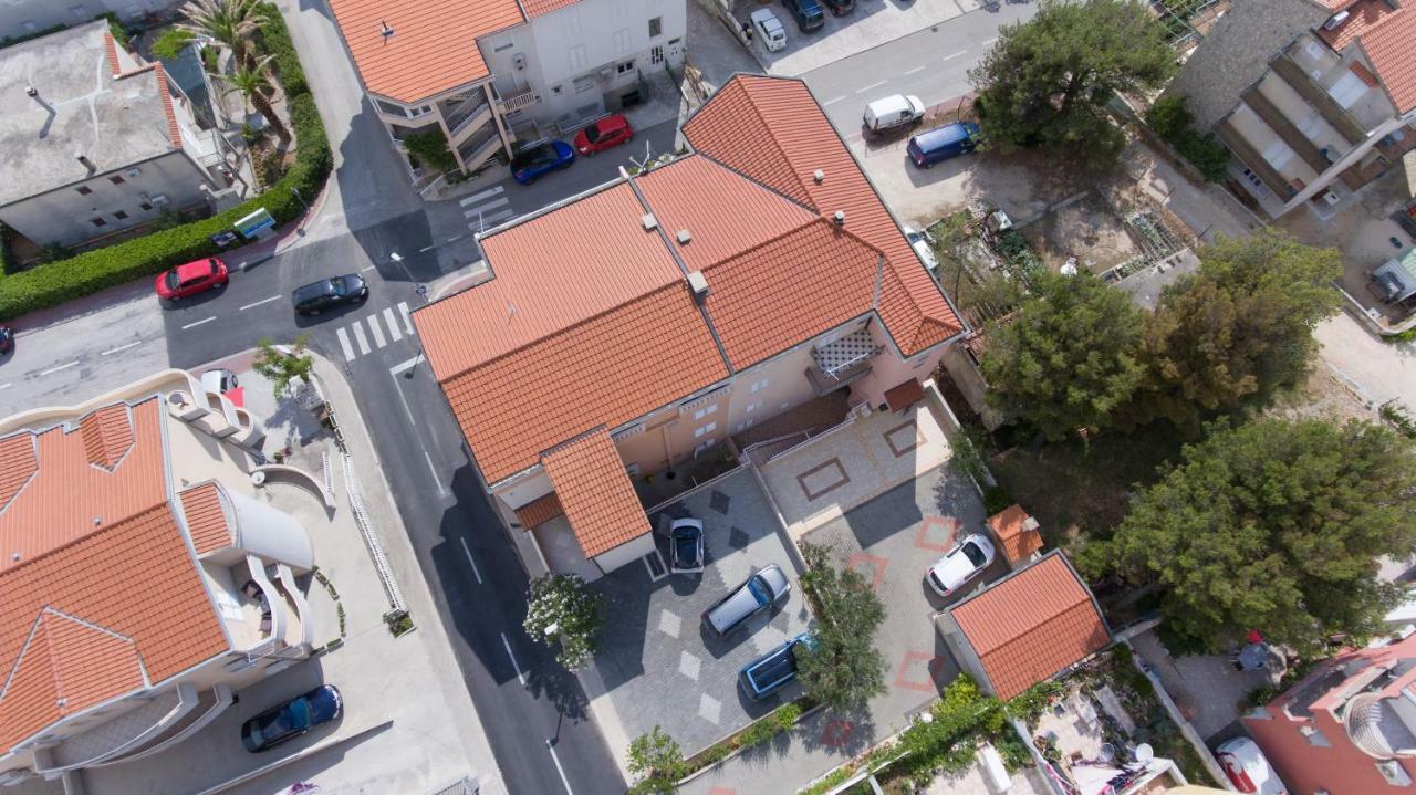 Livira * Makarska
